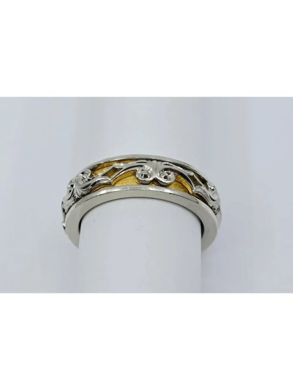 22K Two Tone Multi Color Gold Designer Layered Wedding Band Ring - Size 8.25